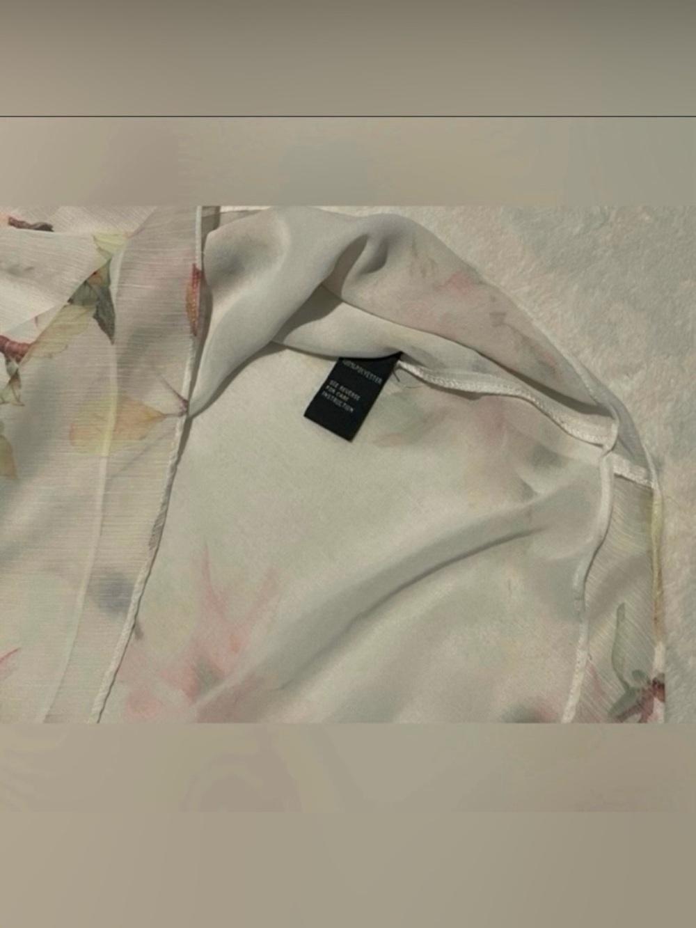Cliche’ Floral Ruffled Off-Shoulder Sleeveless Blouse - Picture 5 of 7